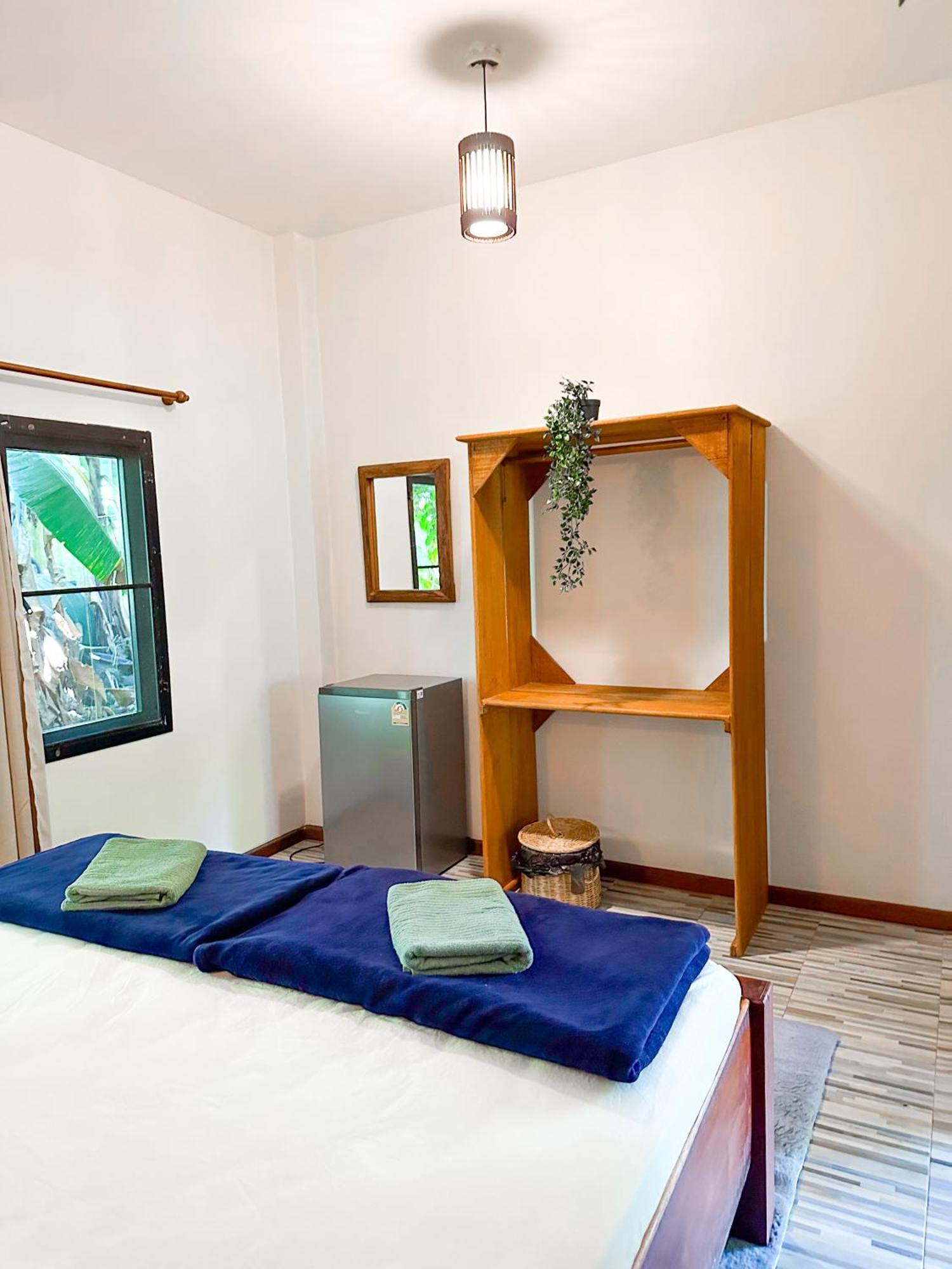 Hotel Jungle Vibes à Thong Sala Extérieur photo